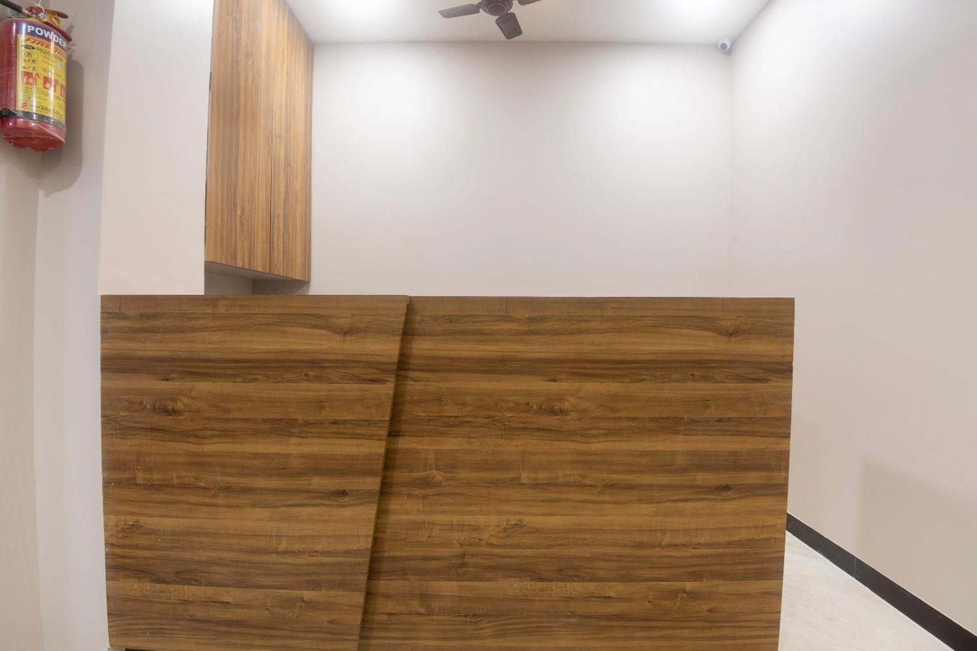 Hotel Blue Executive Near Chhatrapati Shivaji International Airport Mumbai Dış mekan fotoğraf